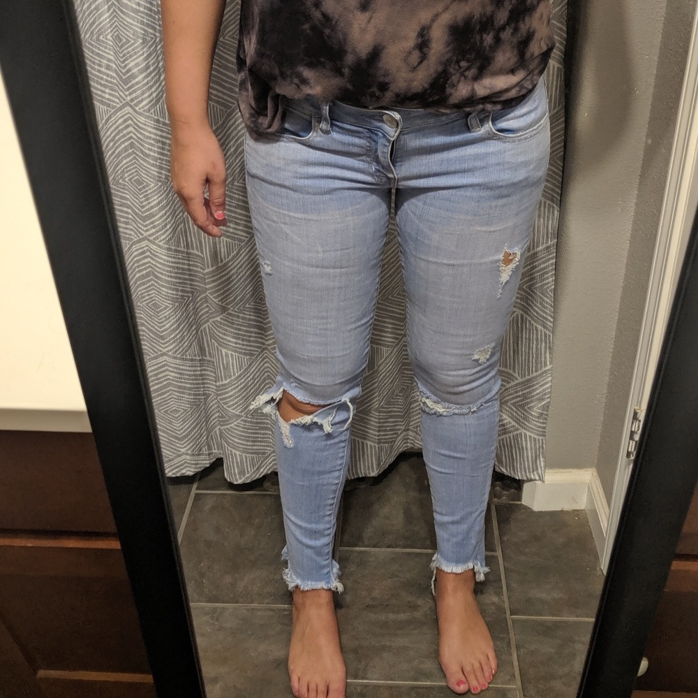 Distressed American eagle skinny jegging